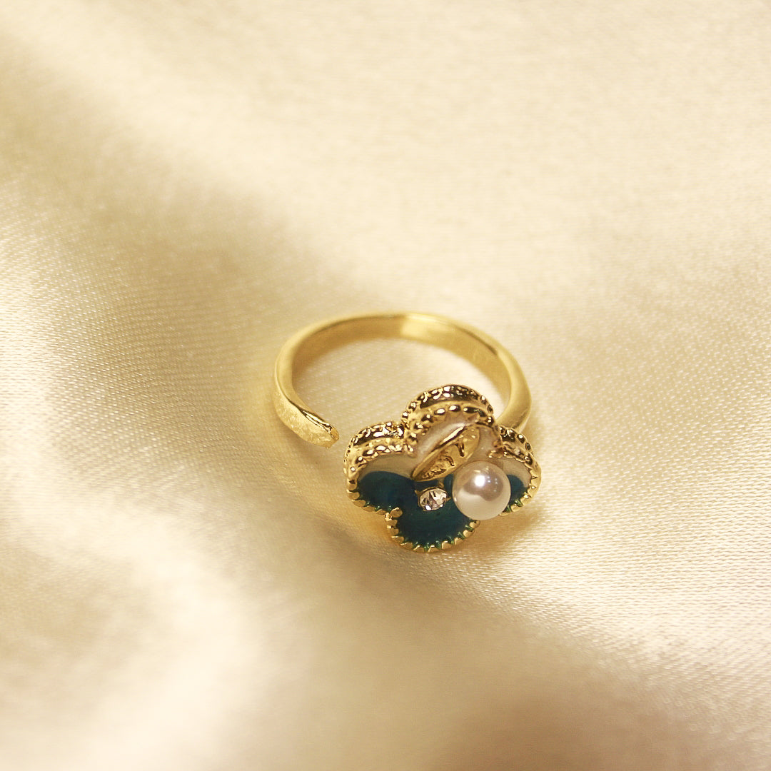 Blue Clover Adjustable Ring