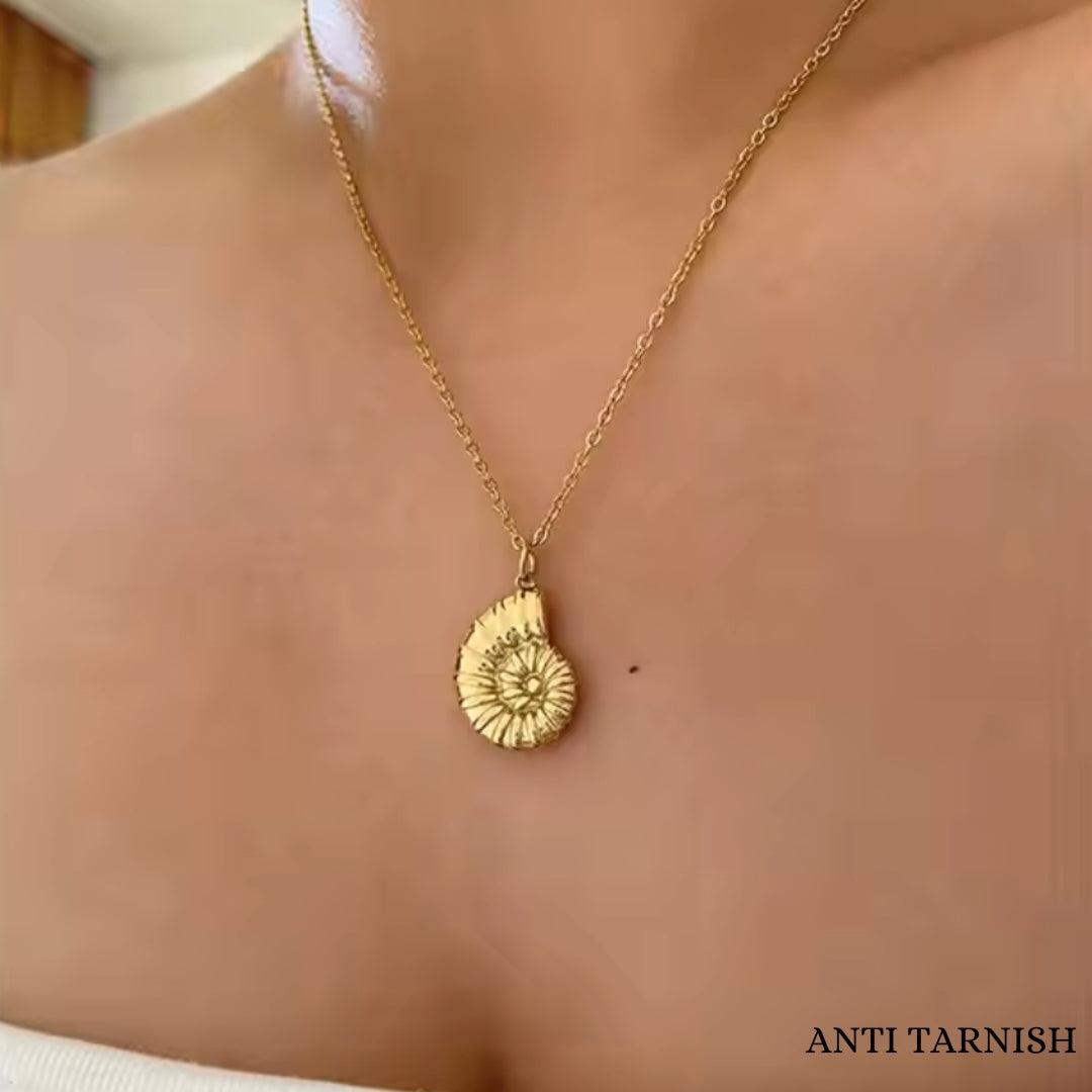 Seashell necklace