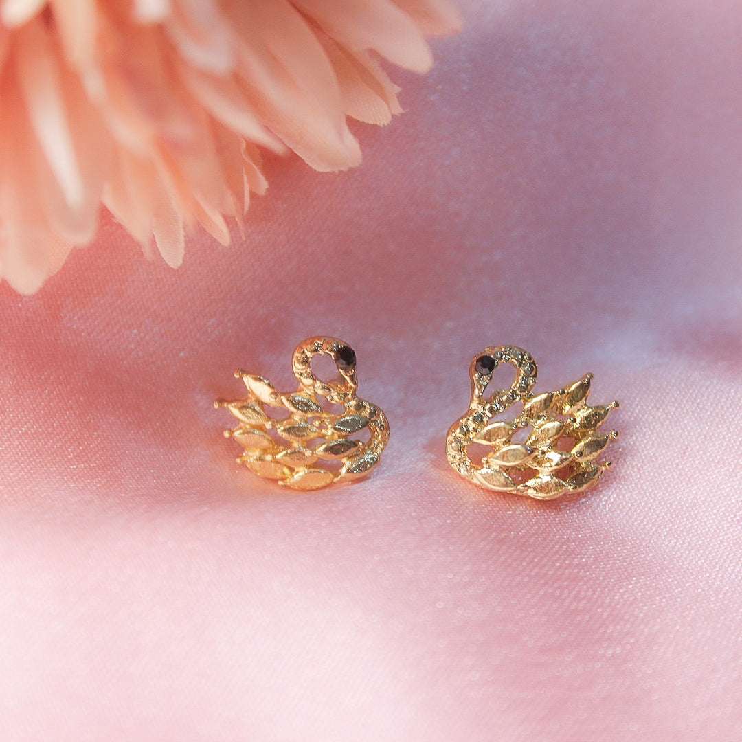 Swan Golden earrings