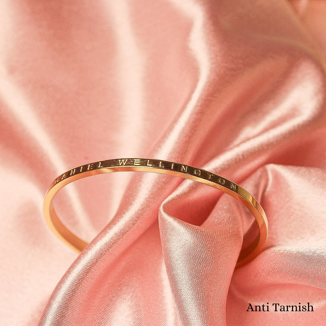 D bracelet
